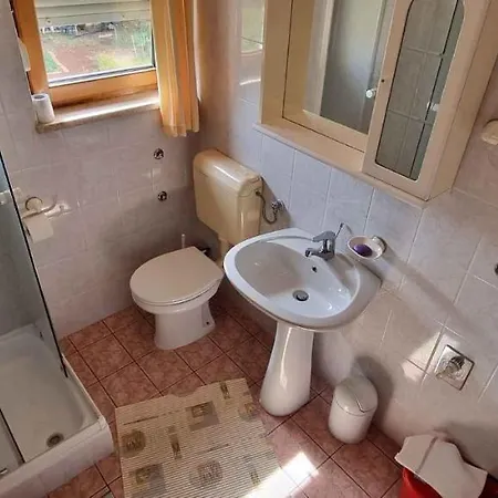 In With One-bedroom 4 דירה *