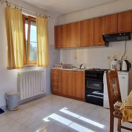 דירה In With One-bedroom 4